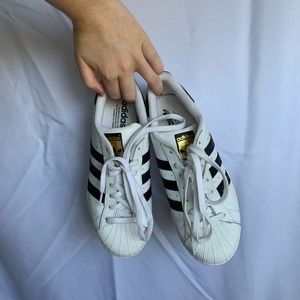 🤍Adidas Superstars🖤